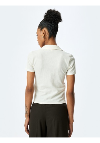 Koton Regular Fit Dokulu Kısa Kollu V Polo Yaka Tişört Kırık Beyaz 5sak50352ek Ekru