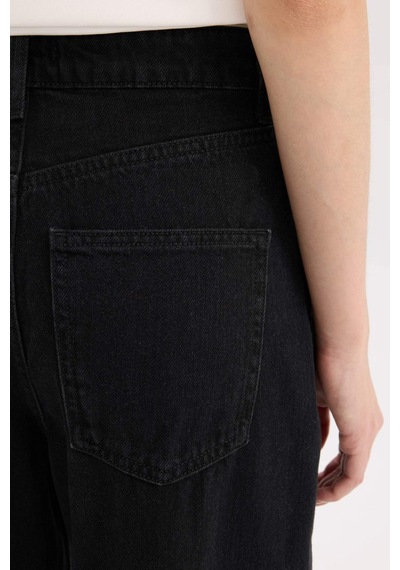 Defacto %100 Pamuk Kısa Yüksek Bel Crop Jean Pantolon E3872AX25SP Siyah