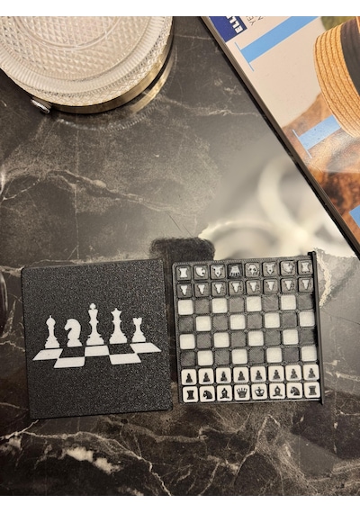Cep Santrancı - Kompakt Ve Taşınabilir 8cm X 8cm Boyutunda 3d Baskılı Satranç Seti