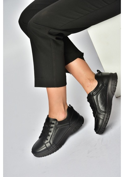 Fox Shoes Z555562003 Siyah Hakiki Deri Kadın Spor Ayakkabı