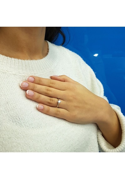 Lova E Renk 0,33 Karat Pırlanta Tektaş Yüzük - Idl - 1010143