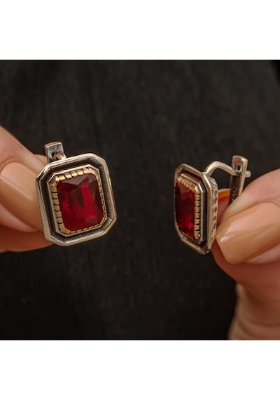 Gümüş Yakut Taşlı Otantik Kadın Küpe 14 MM-Gümüş