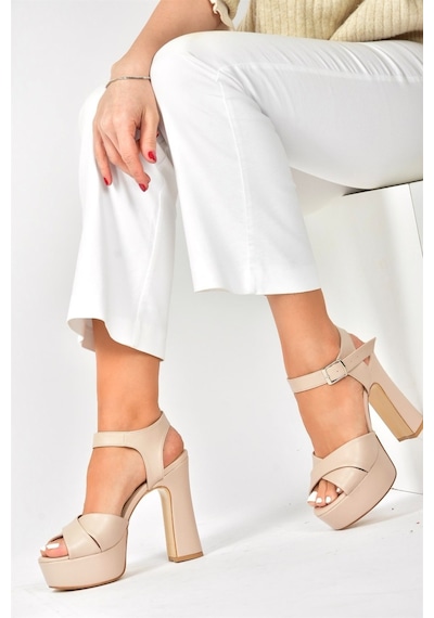 Fox Shoes Ten Platform Topuklu Kadın Ayakkabı M348202409 Ten Rengi
