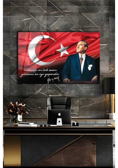 Atatürk Portre Ve Türk Bayrağı Vatanını En Çok Seven Görevini En İyi Yapandır Cam Tablo, Hediyelik