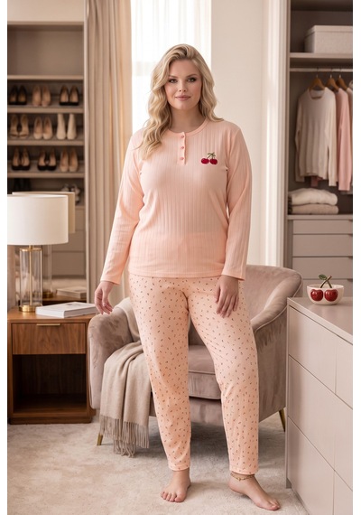 Seboteks Şardonlu İnterlok Kumaş Yakası Düğmeli Kışlık Büyük Beden Kadın Pijama Takımı 2700 Somon Seboteks Şardonlu İnterlok Kumaş Yakası Düğmeli Kışlık Büyük Beden Kadın Pijama Takımı 2700 Somon