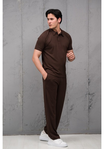 Mass Plus Regular Fit Likralı Kendinden Çizgili Yarım Baggy Pantolonlu T-shirt Takım Kahverengi Mass Plus Regular Fit Likralı Kendinden Çizgili Yarım Baggy Pantolonlu T-shirt Takım Kahverengi