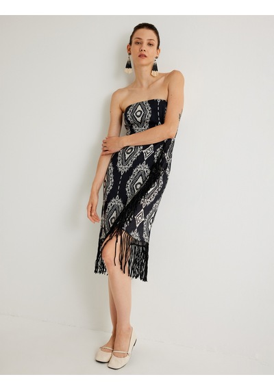 Koton Koton X Melis Ağazat - Straplez Elbise Püskül Detaylı Midi Boy Etnik Desenli Slim Fit Siyah Desenli 4sak80069ew Siyah Koton Koton X Melis Ağazat - Straplez Elbise Püskül Detaylı Midi Boy Etnik Desenli Slim Fit Siyah Desenli 4sak80069ew Siyah