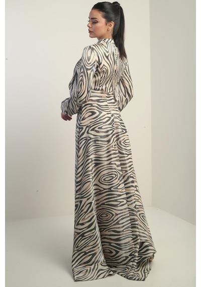 By Saygı Kadın Fular Detaylı Astarlı Zebra Desenli Saten Uzun Elbise-41147 Bej