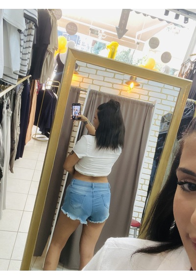 Tuba Toptaş Keten Bağlamalı Crop Bluz Bej