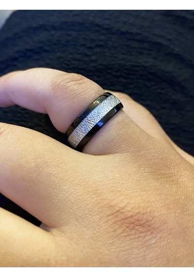 Erkek Beyaz Çizgi Detay Tungsten Yüzük Siyah