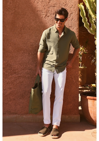 AC&Co / Altınyıldız Classics Erkek Hakı Slim Fit Dar Kesim Düğmeli Yaka %100 Pamuk Gömlek Haki AC&Co / Altınyıldız Classics Erkek Hakı Slim Fit Dar Kesim Düğmeli Yaka %100 Pamuk Gömlek Haki