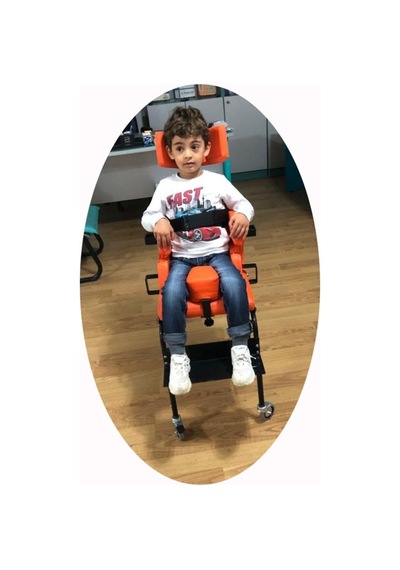 Medikaltec Engelli Çocuk Oturma Tekerlekli Sandalyesi 9-13 Yaş Arası