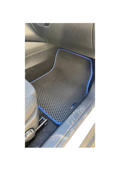 Ford Focus Hatcback 2024 Topukluk +2 Logo Görseldeki Gibi Gelmektedir
