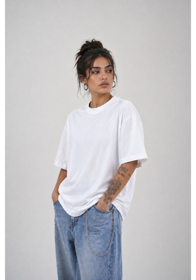Modivibe Kadın Oversize T-shirt %100 Organik Pamuklu Kalın Dokulu Fit Yuvarlak Yakalı Beyaz Modivibe Kadın Oversize T-shirt %100 Organik Pamuklu Kalın Dokulu Fit Yuvarlak Yakalı Beyaz