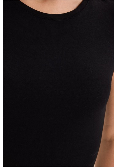 Tudors Kadın Slim Fit Dar Kesim Pamuklu Likralı Bisiklet Yaka Ay Kol Siyah Tişört-51121