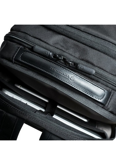 Victorinox 602155 Altmont Prof Deluxe Travel Laptop Sırt  Çantası