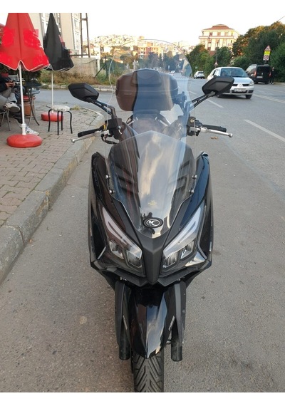 Motocam Kymco Xtown Ct 250 Ön Cam 2020-2026 Model 83cm Şeffaf Renkli 4mm Uzun