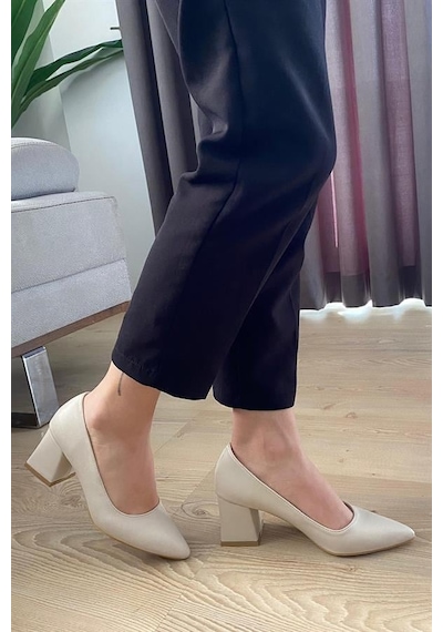 Kadın Krem Cilt 6,5 Cm Kalın Topuklu Stiletto Krem