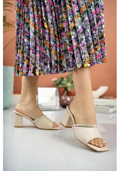 Nesil Shoes Senyo 076 Ten Yazlık Topuklu Kadın Terlik