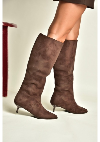 Fox Shoes Z726103402 Kahverengi Süet Kısa İnce Topuklu Kadın Çizme