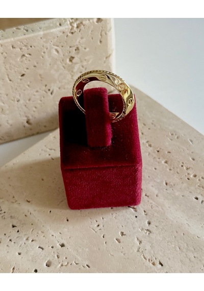 Gold Kıvrımlı Marka Yüzük Çok Renkli