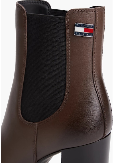 Tommy Hilfiger Kadın Marka Bayrak Logolu Chelsea Modeli Bağcıksız Topuklu Şık Görünüşlü Kahverengi Bot & Bootie En0en03112 Gt7 Tommy Hilfiger Kadın Marka Bayrak Logolu Chelsea Modeli Bağcıksız Topuklu Şık Görünüşlü Kahverengi Bot & Bootie En0en03112 Gt7