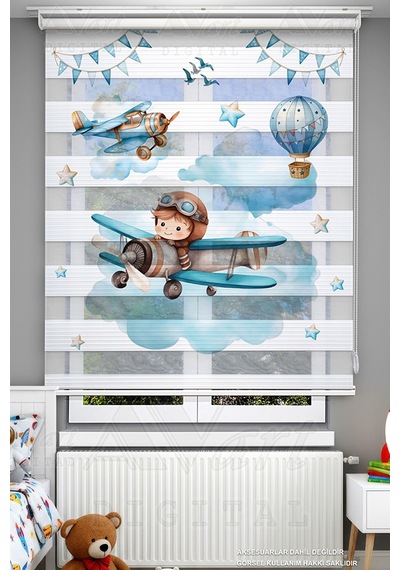 Sevimli Pilot Temalı Baskılı Çocuk Odası Perdesi - Dijital Baskılı Zebra Stor Perde Çok Renkli