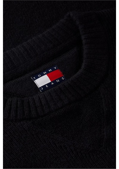 Tommy Jeans Logolu Pamuklu Regular Fit Bisiklet Yaka Kazak Erkek Kazak Dm0dm23572 Bds Siyah Tommy Jeans Logolu Pamuklu Regular Fit Bisiklet Yaka Kazak Erkek Kazak Dm0dm23572 Bds Siyah