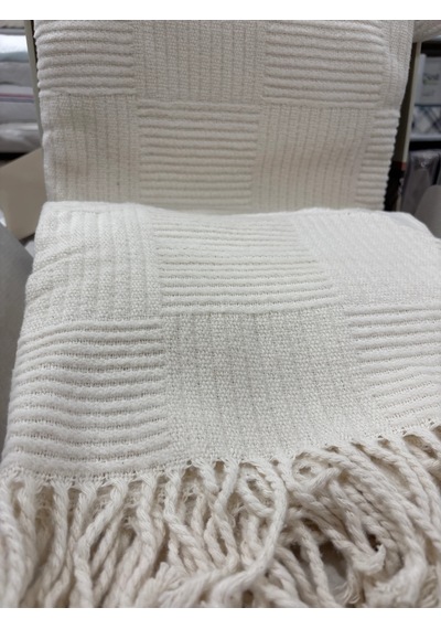 Sesli Comfort Beyaz Skoç Pamuk Örme Battaniye 200x220 Çift Kişilik Battal Diğer