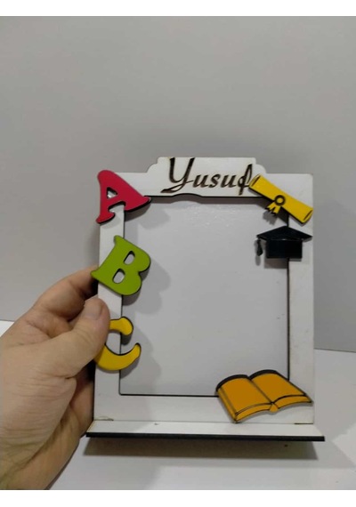 İlkokul Mezuniyet Çeçevesi Kişiye Özel İsim Yazılı