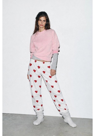 Erdenay Tekstil İpeksi Dokulu Süet Pijama Altı Ekru Üzeri Kırmızı Kalpli Ekru Üzeri Kırmızı Kalp Erdenay Tekstil İpeksi Dokulu Süet Pijama Altı Ekru Üzeri Kırmızı Kalpli Ekru Üzeri Kırmızı Kalp