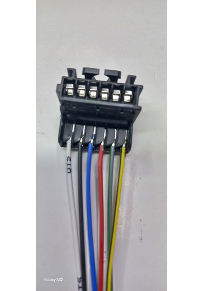 Renault Clio Iı Arka Stop Soketi 6 Pimli 77014779891