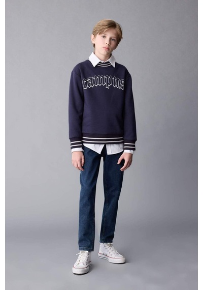 DeFacto Erkek Çocuk Lacivert Oversize Geniş Kalıp Bisiklet Yaka Baskılı Kalın Sweatshirt D1911A824WNNV135 DeFacto Erkek Çocuk Lacivert Oversize Geniş Kalıp Bisiklet Yaka Baskılı Kalın Sweatshirt D1911A824WNNV135