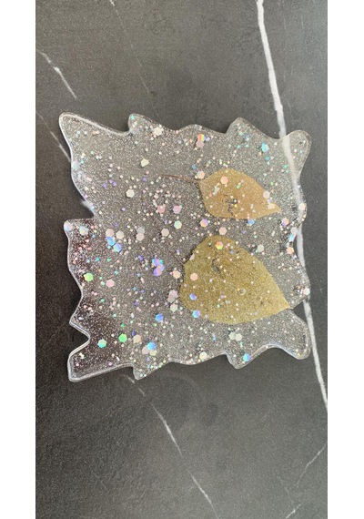 Şeffaf Epoksi İçinde Glitter Ve Kurutulmuş Yapraklı Dalgalı Kare Şeffaf