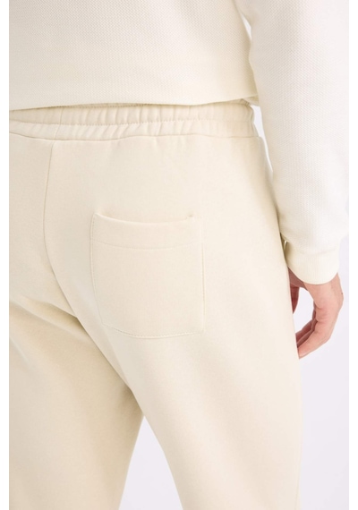 DeFacto Regular Fit Eşofman Altı Beli Lastikli Basic Düz Cepli Düz Paça D9707AX24AUER117