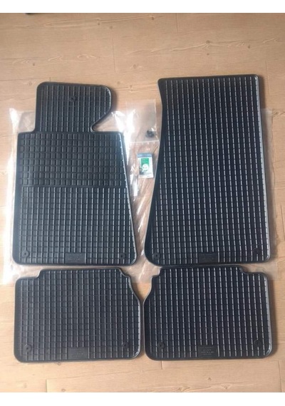 BMW E34 SİYAH KAUÇUK PASPAS TAKIMI ALMAN PETEX