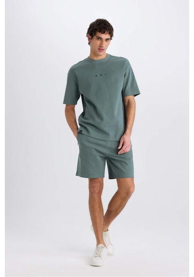 DeFacto Regular Fit Düz Paça Cepli Basic Düz Şort B8792AX25SMGN1019