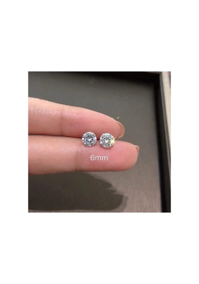 Lunarie Gümüş Kristal Kalp Solitaire Çivili Küpe
