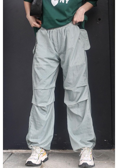 Madmext Mint Yeşili Paraşüt Jogger Kadın Pantolon Mg1726-mint Yeşili Mint Yeşili