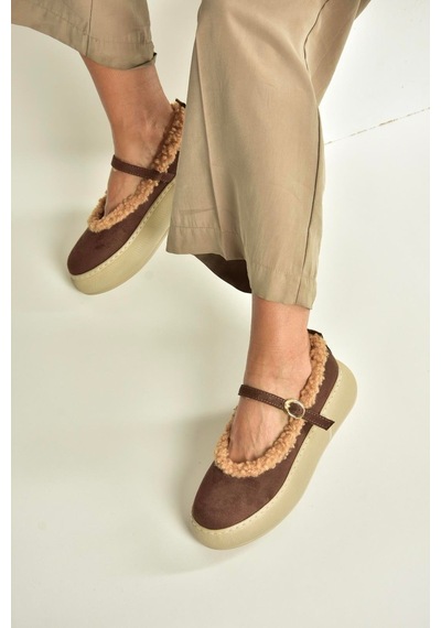 Fox Shoes V811269502 Kahverengi Süet İçi Kürklü Günlük Kadın Ayakkabı Kahverengi