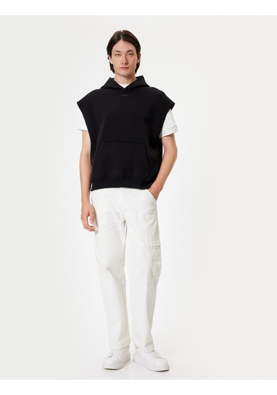 Koton Oversize Kolsuz Sweatshirt Kapşonlu Kanguru Cepli Baskılı Pamuklu Şardonlu Siyah 5wam30001mk