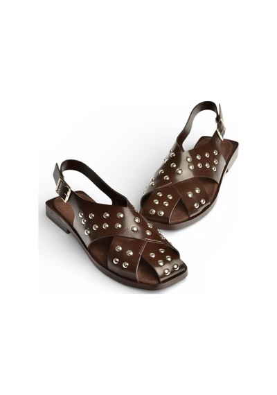 Fox Shoes Y458502760 Kahverengi Rustik Zımba Detaylı Kadın Sandalet Kahverengi