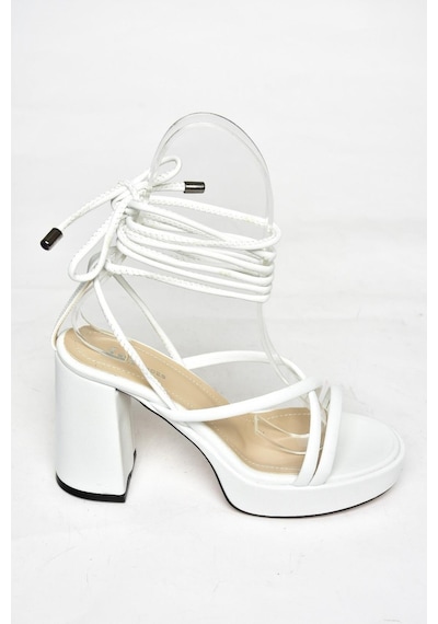Fox Shoes S282620509 Beyaz Kalın Topuklu Bağlamalı Kadın Ayakkabı Beyaz