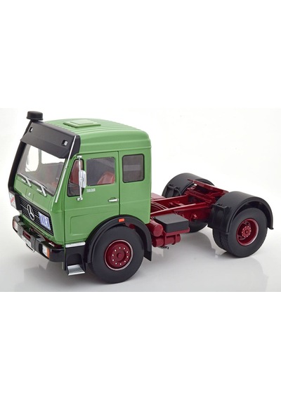 Venüs Hobi // 1:18 Road Kings Mercedes Benz Sk 1632 Çekici