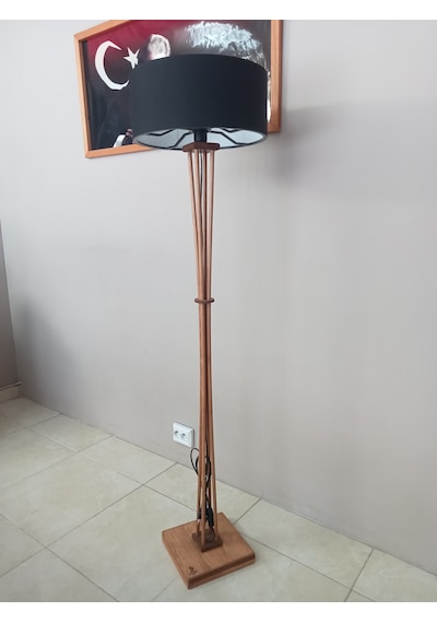 Ahşap Ayaklı Lambader Siyah