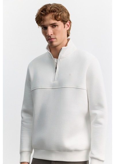 Avva Erkek Beyaz Dik Yaka Fermuarlı -5 Dereceye Dayanıklı Regular Fit Sweatshirt A62y1351