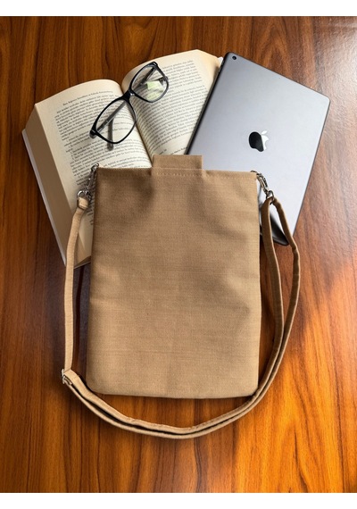 Aksesuarsepeti El Yapımı Cepli, Ayarlanabilir Askılı, Kağıt İp, Kitap Çantası, Tablet Kılıfı, Organizer Çanta Koyu Bej Aksesuarsepeti El Yapımı Cepli, Ayarlanabilir Askılı, Kağıt İp, Kitap Çantası, Tablet Kılıfı, Organizer Çanta Koyu Bej