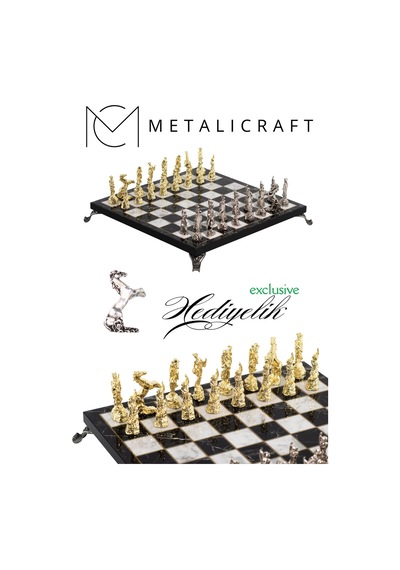 Mc58 Uzak Doğu Figürlü Metal Satranç Takımı - Mermer Desenli 25x25 Ahşap Tahtasıyla - Lüks Hediyelik