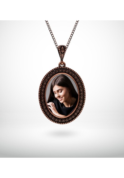 Bitmeyenkartus Kişiye Özel Fotoğraflı Otantik Eskitme Bakır Kolye (Model 1)
