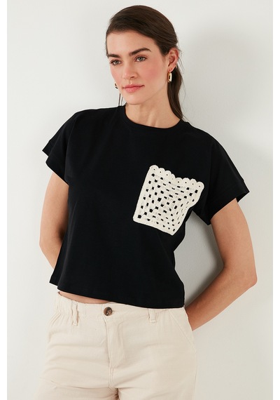 Lela Pamuklu Tek Cepli Regular Fit Bisiklet Yaka Bayan T Shirt 5865818 Siyah